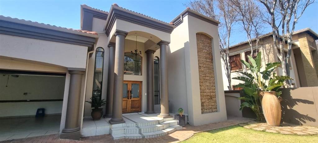 4 Bed House in Beyers Park photo number 28