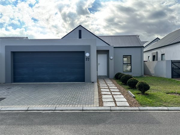 3 Bedroom House 3 Bedroom House