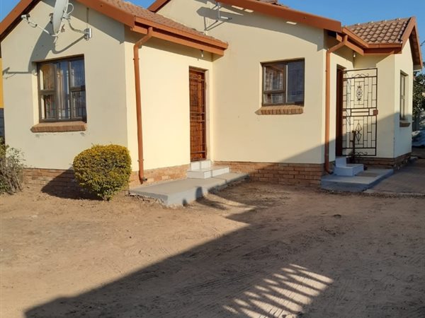 3 Bedroom House 3 Bedroom House
