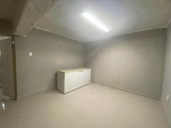 2 Bedroom House 2 Bedroom House