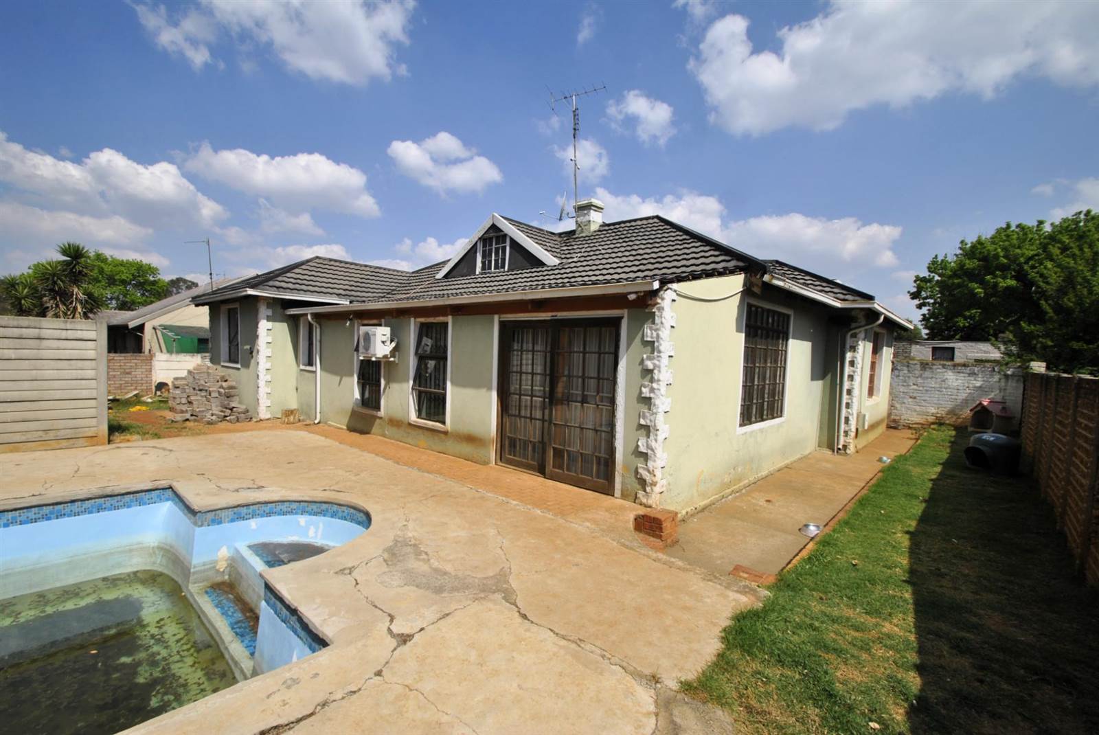 5 Bed House in Brakpan North photo number 28
