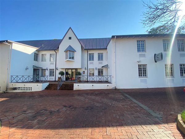 547.799987792969  m² Commercial space in Rivonia