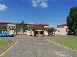 1 Bed Simplex in Barry Hertzog Park
