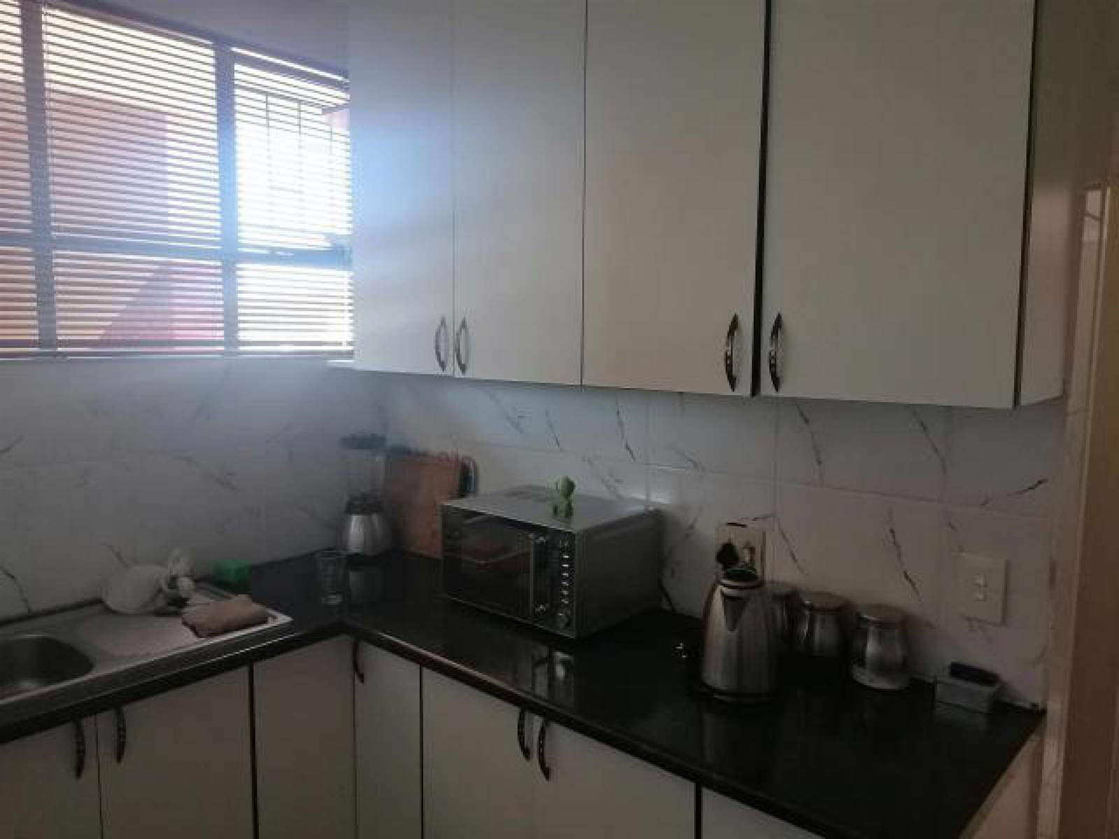 1 Bed Simplex in Barry Hertzog Park photo number 2