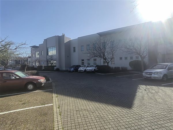 3 720  m² Industrial space