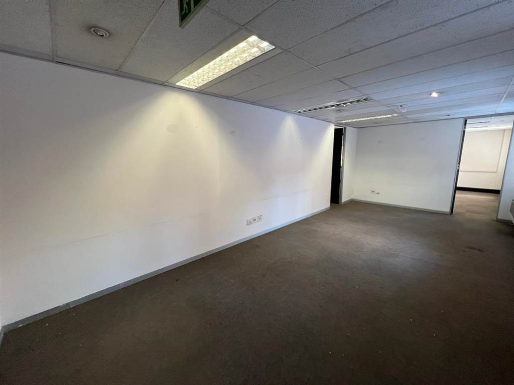 2208  m² Commercial space in Rivonia photo number 6