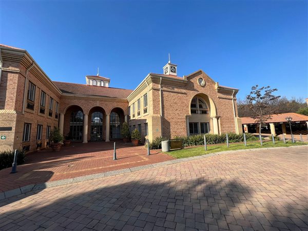 2208  m² Commercial space in Rivonia