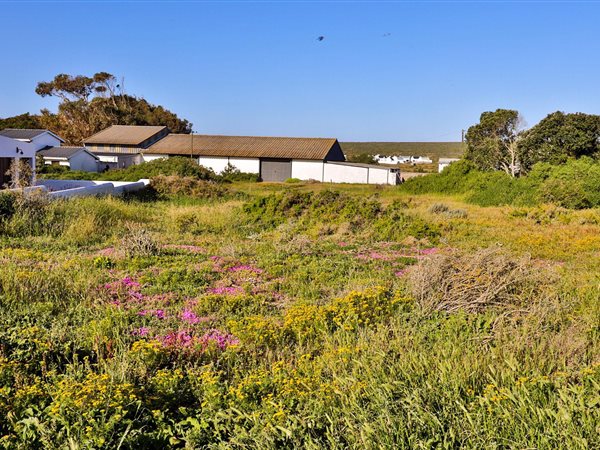 1050 m² Land available in Jacobsbaai