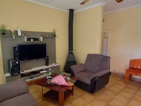 3 Bedroom House 3 Bedroom House