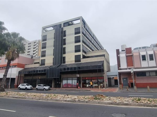 193  m² Commercial space in Bellville Central