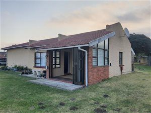 3 Bed Townhouse in Port Edward