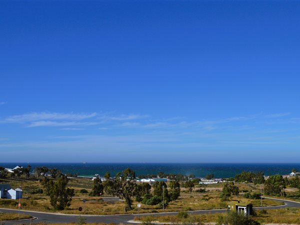 361 m² Land available in St Helena Views