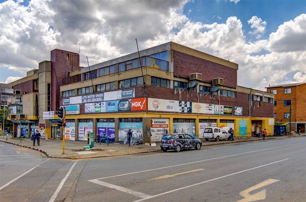 6000  m² Commercial space in Kempton Park Central photo number 1