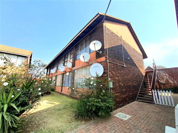 1.5 Bed Townhouse