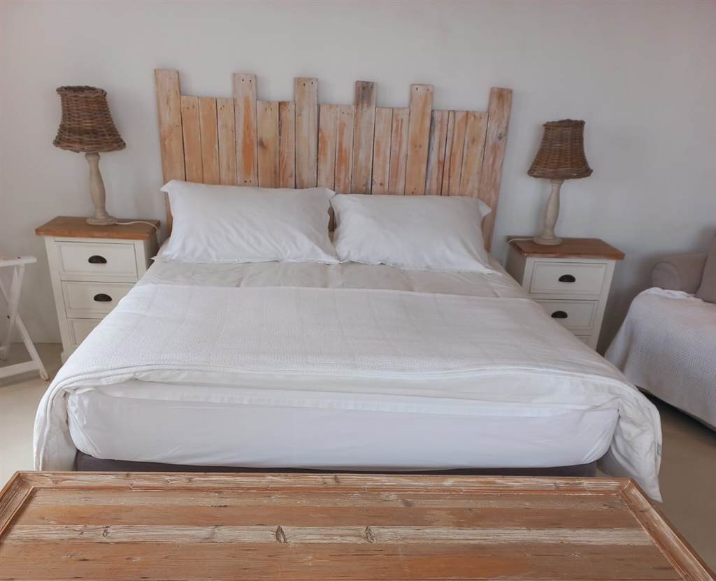 1 Bed Flat in Dwarskersbos photo number 10