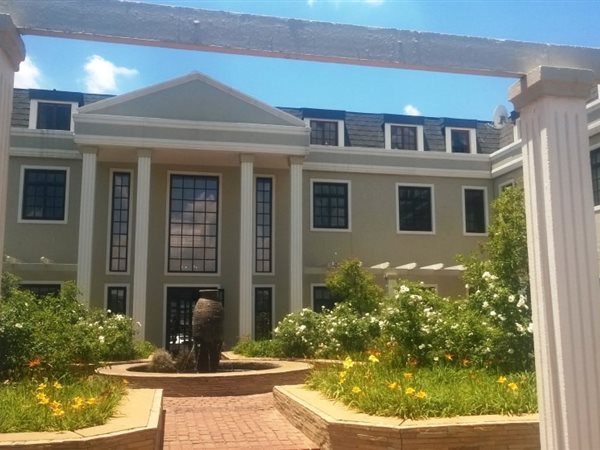 120  m² Office Space in Rivonia