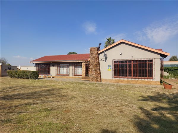 2 ha Smallholding 2 ha Smallholding