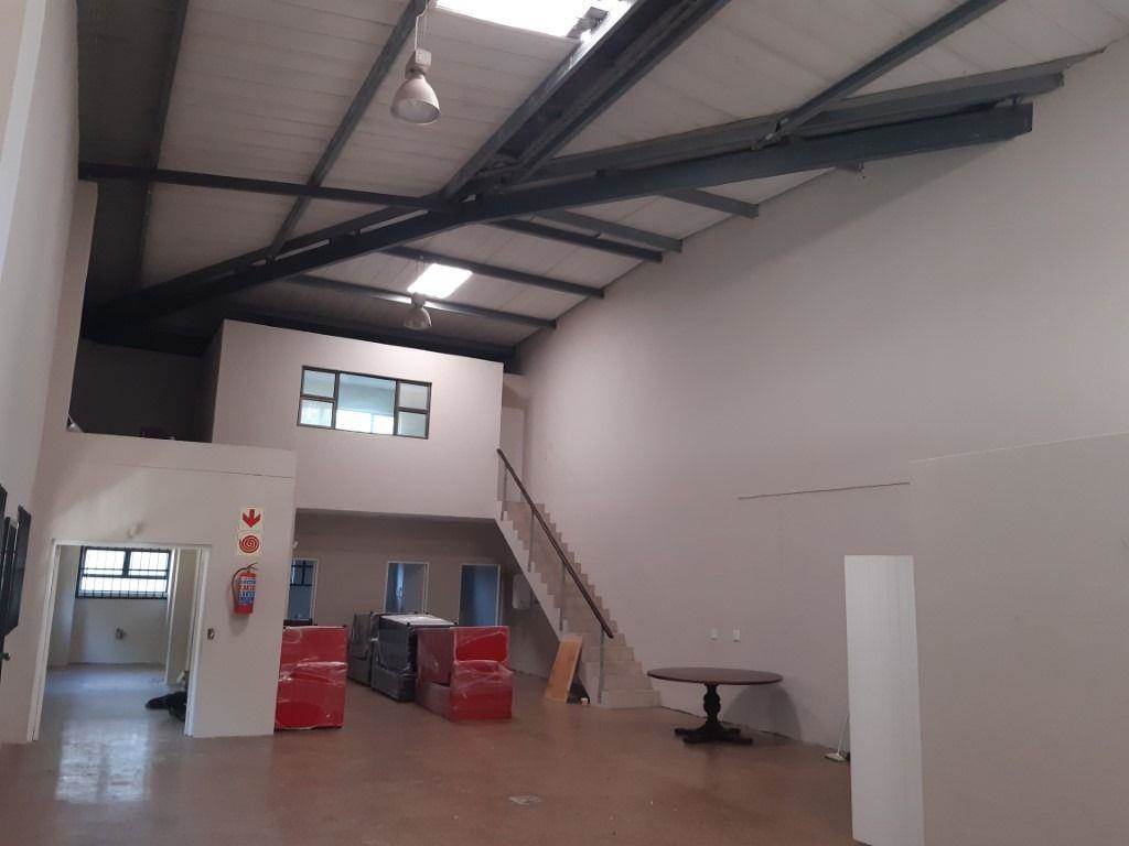 217  m² Industrial space in Waterfall photo number 10