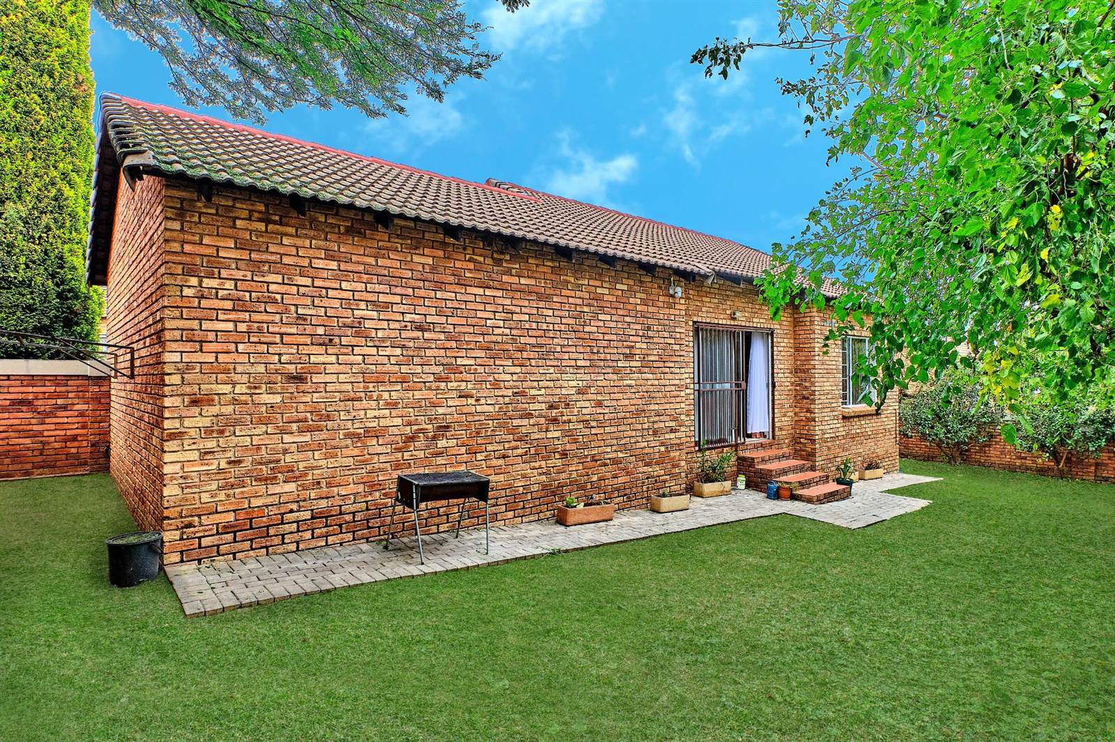 2 Bed House in Kyalami Hills photo number 13