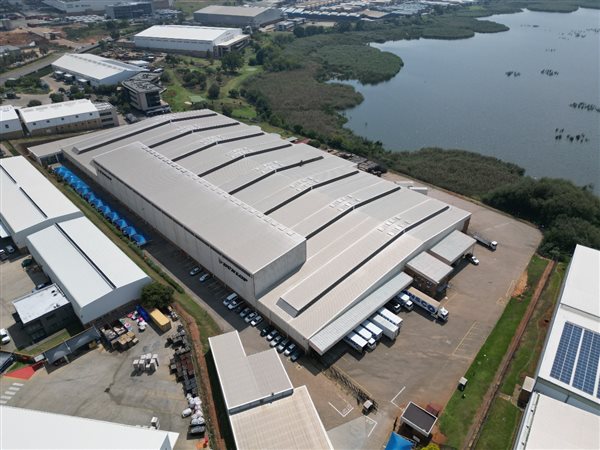 19294  m² Industrial space in Jet Park