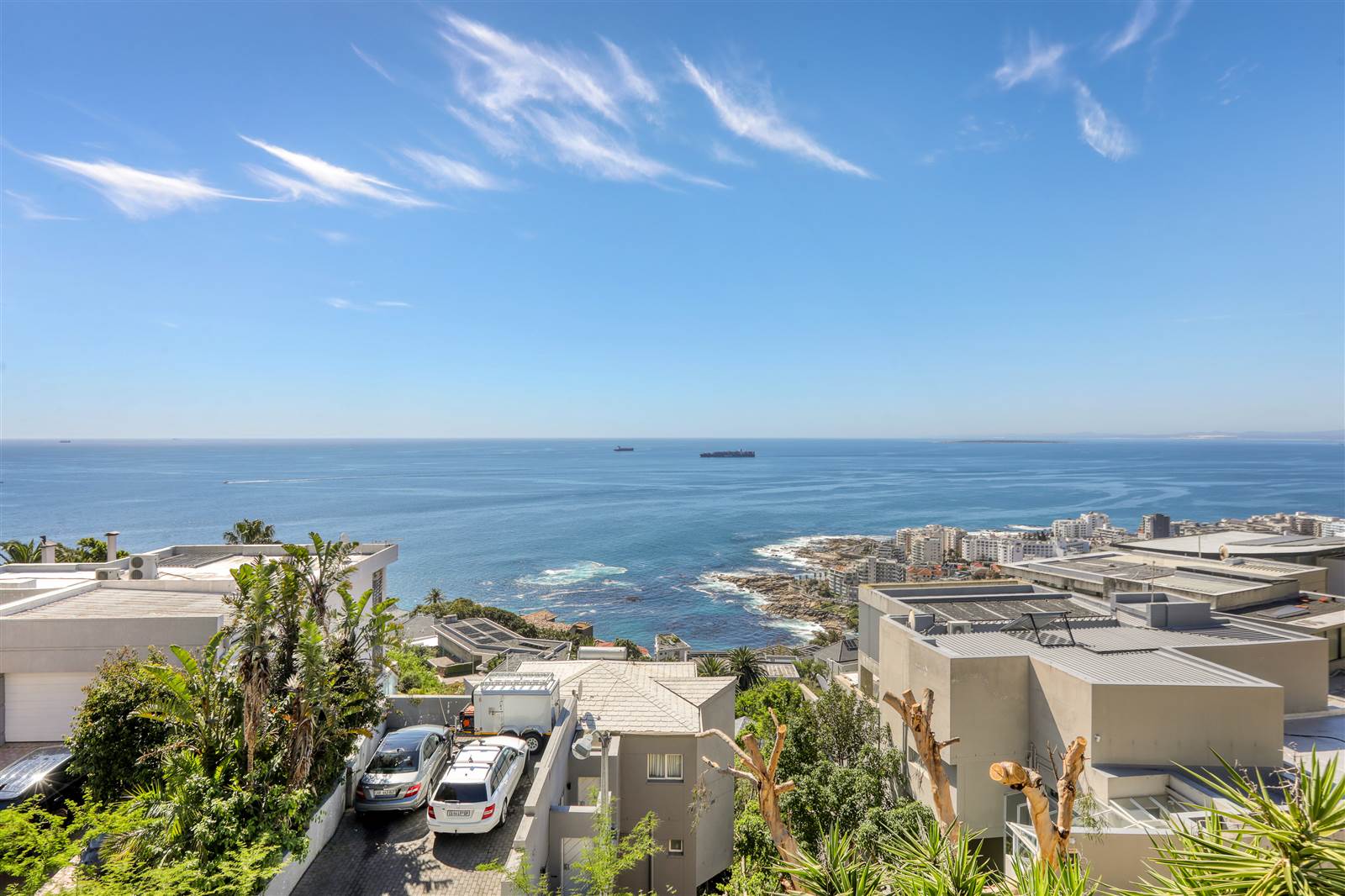 4 Bed House in Bantry Bay photo number 1