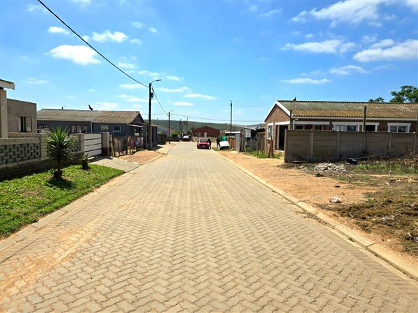 260 m² Land