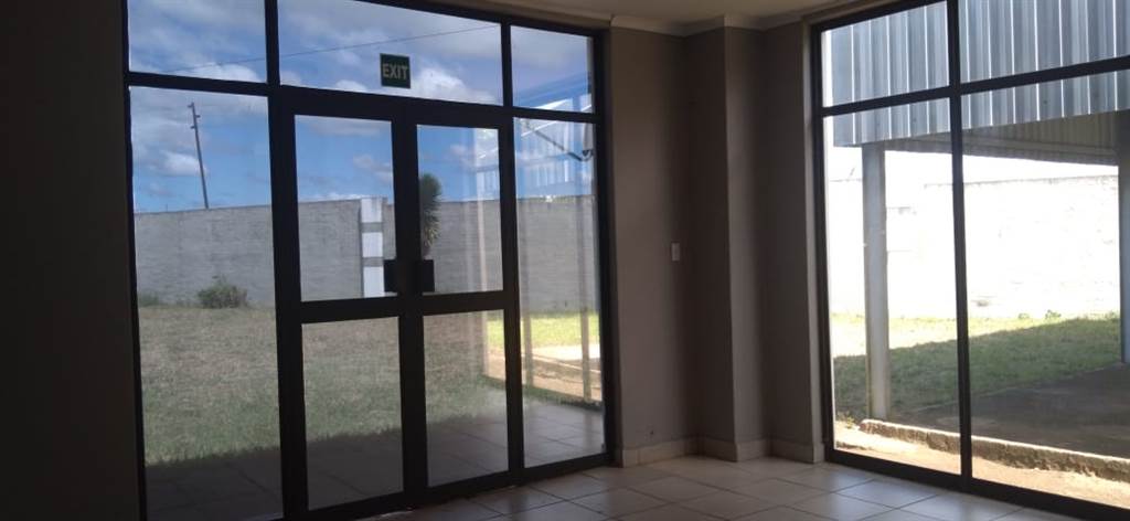 463  m² Commercial space in Louis Trichardt photo number 29