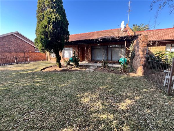 3 Bedroom House 3 Bedroom House