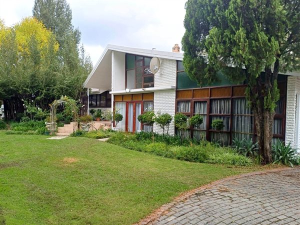 4 Bedroom House 4 Bedroom House