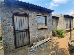 2 Bed House in Ivory Park