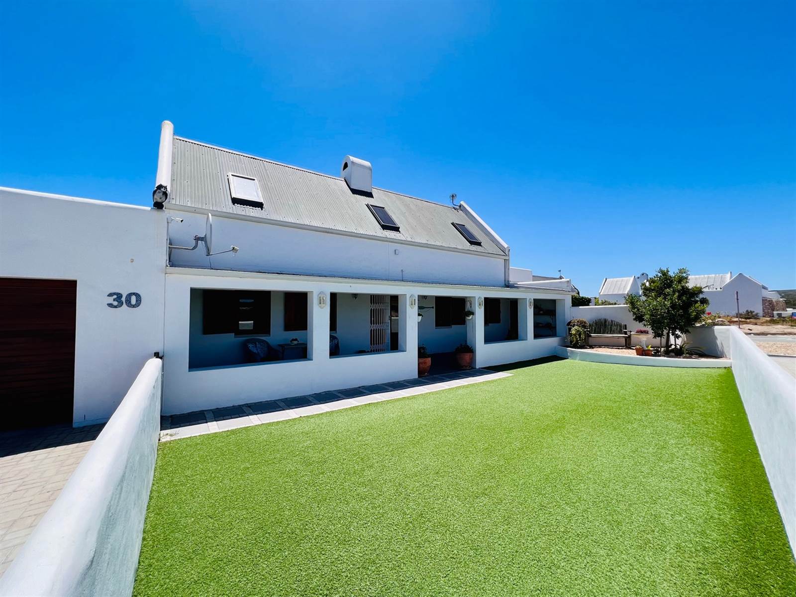 3 Bed House in Jacobsbaai photo number 1