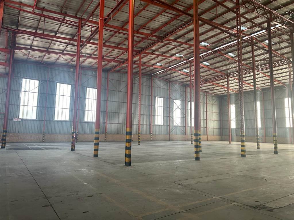 5400  m² Industrial space in Zinniaville photo number 8