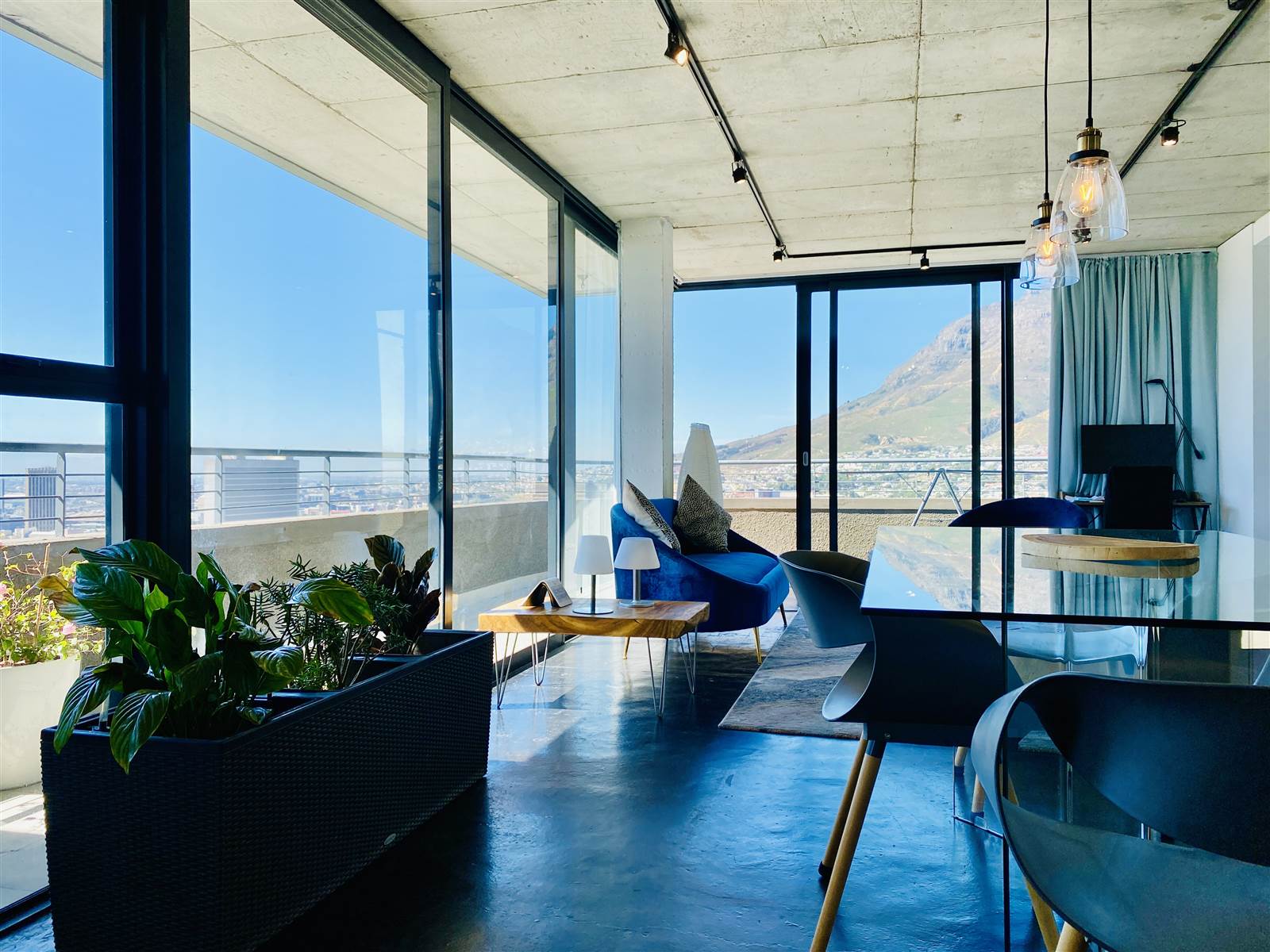 2 Bed Penthouse in Bo-Kaap photo number 25