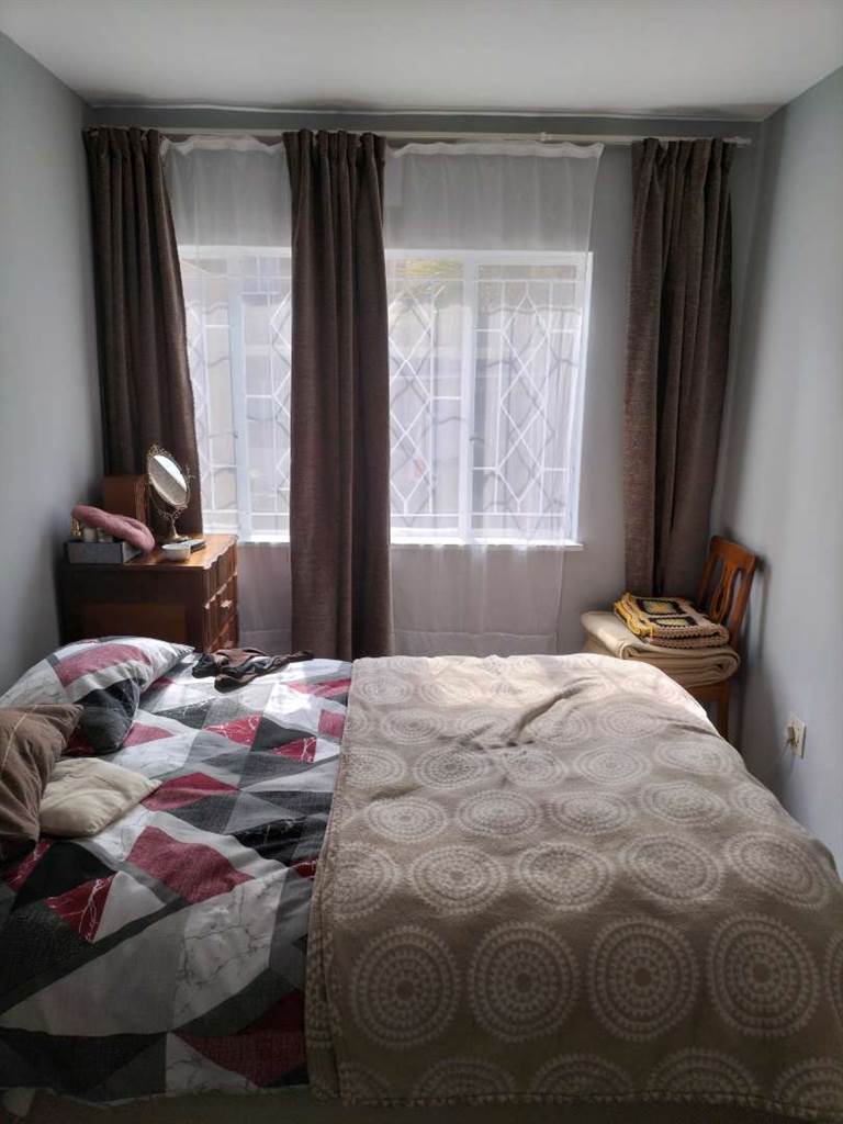1 Bed Apartment in Eastleigh photo number 7