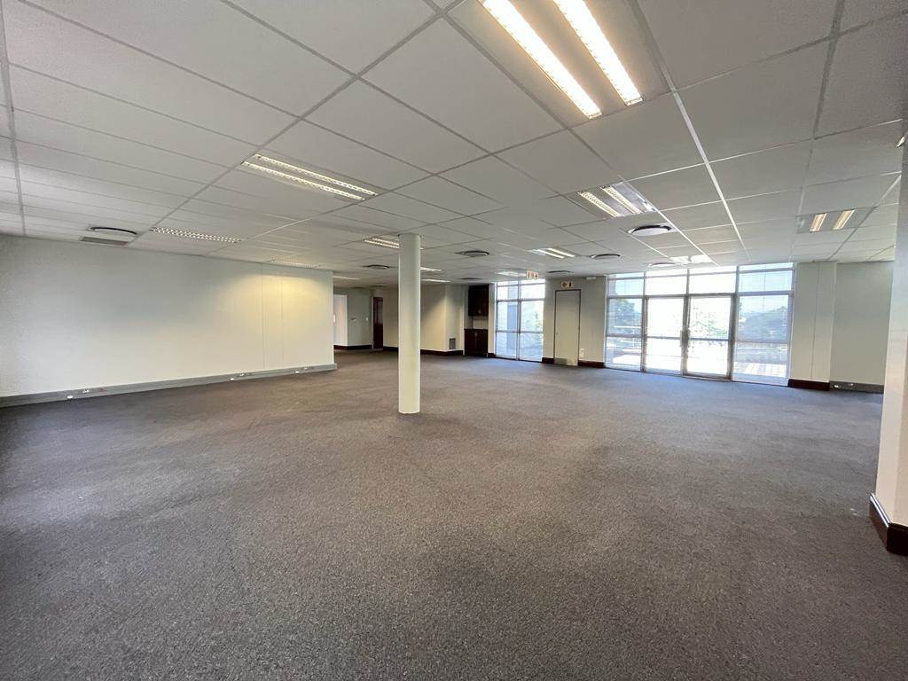 790  m² Commercial space in Bryanston photo number 9
