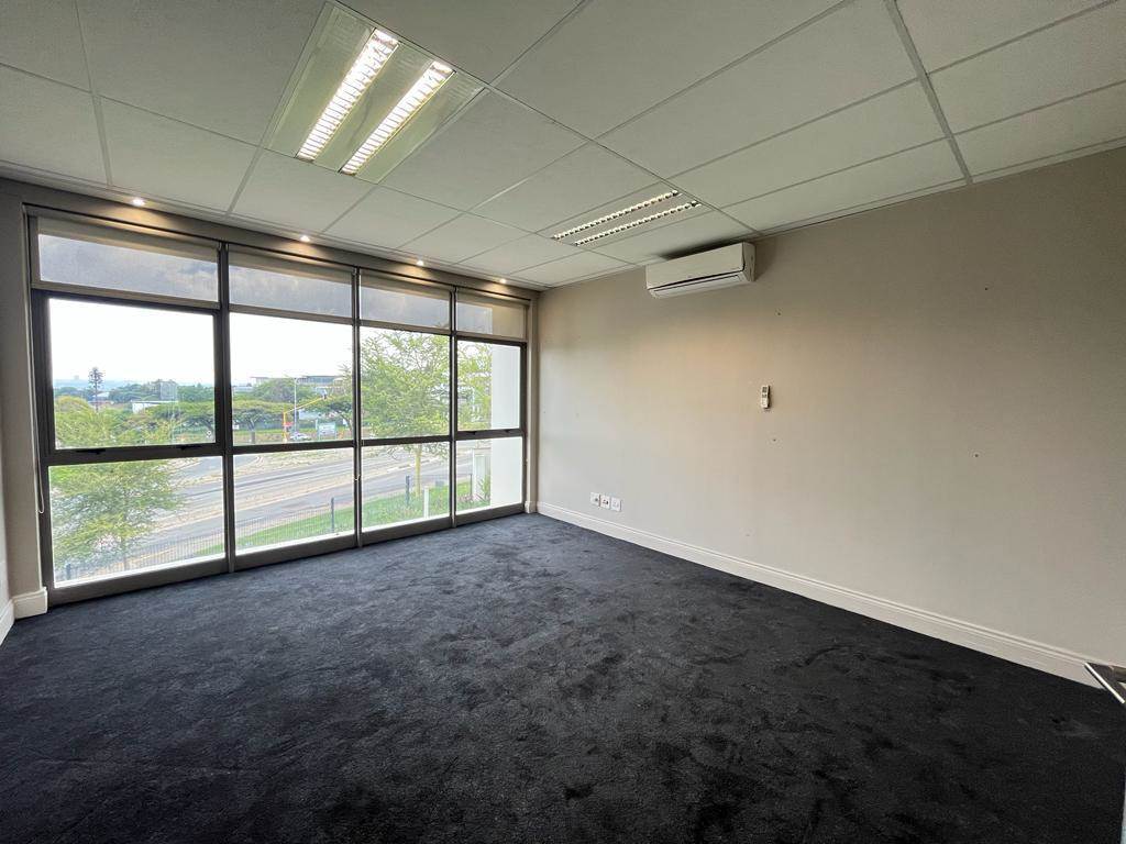 790  m² Commercial space in Bryanston photo number 20