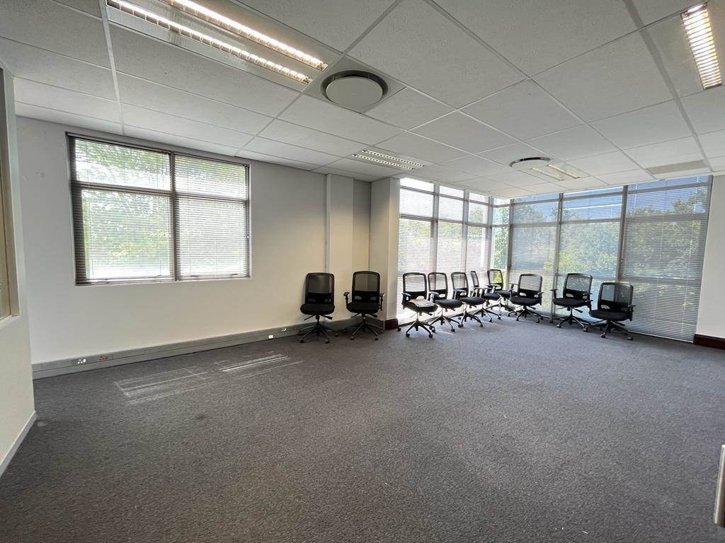 790  m² Commercial space in Bryanston photo number 10