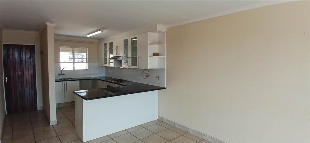 2 Bed Apartment in Mindalore photo number 2