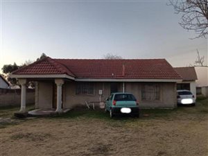 3 Bed House in Thistlegrove