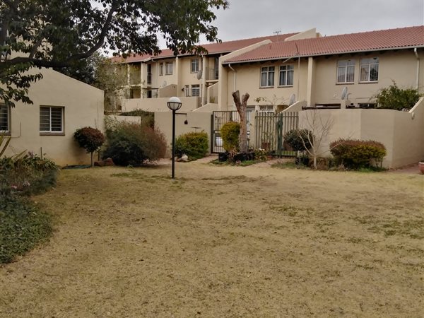 3 Bed Townhouse in Ashlea Gardens