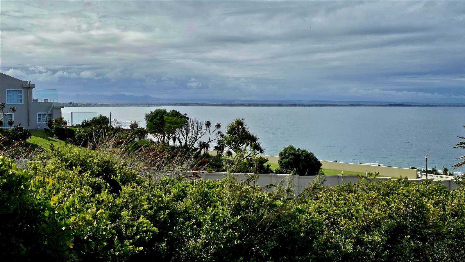 885 m² Land available in St Francis On Sea photo number 9