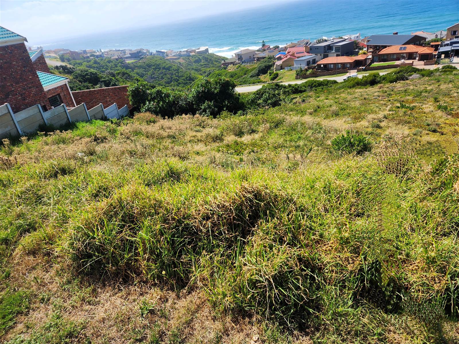 960 m² Land available in Dana Bay photo number 1