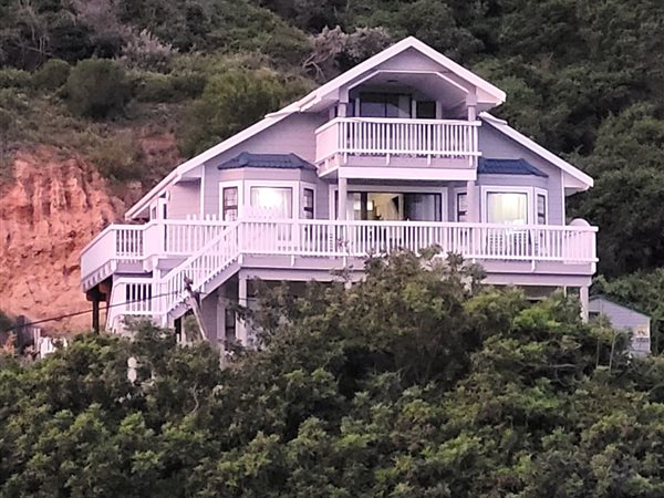 6 Bedroom House 6 Bedroom House