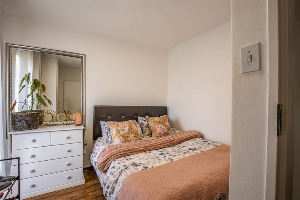 2 Bed Apartment in Boardwalk Villas photo number 15