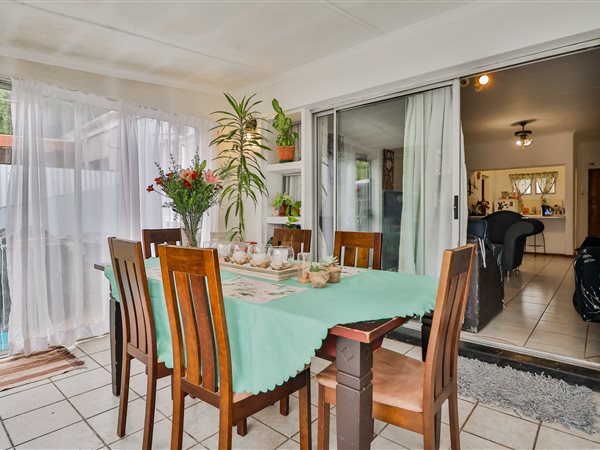 3 Bedroom House 3 Bedroom House