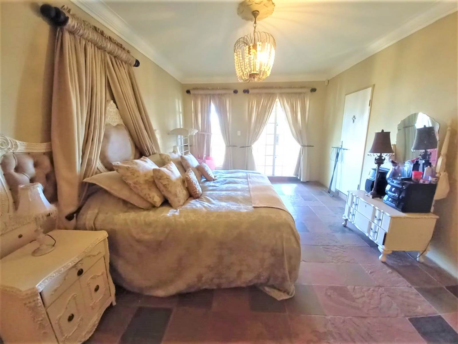 9 Bed House in Vaal Marina photo number 23