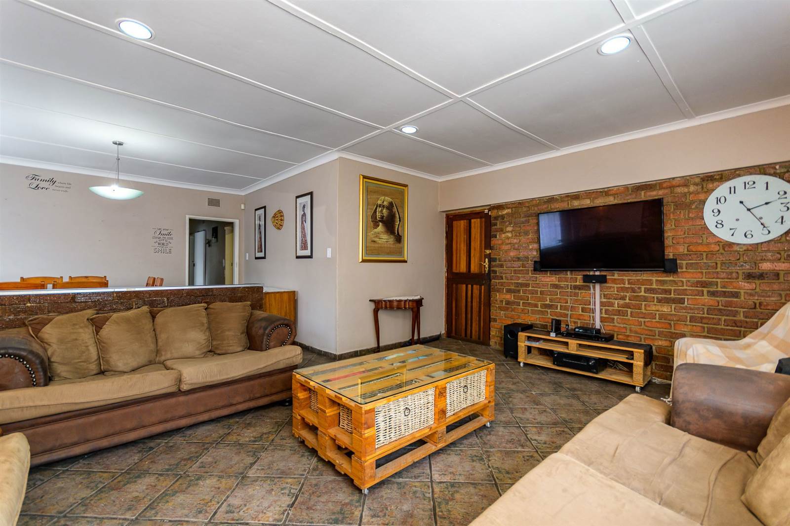 4 Bed House in Northmead photo number 3