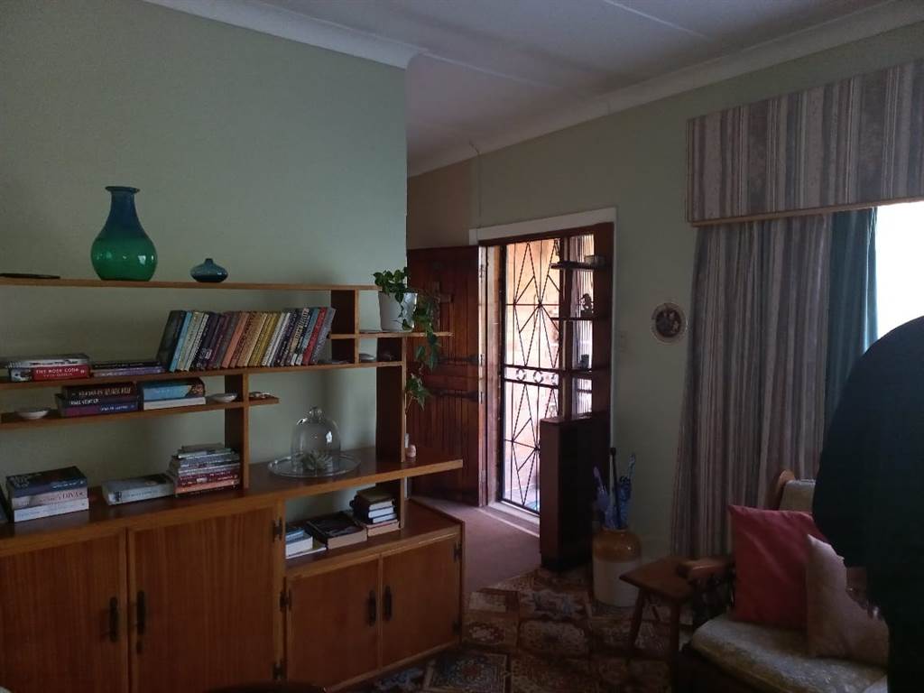 3 Bed House in Theunissen photo number 3
