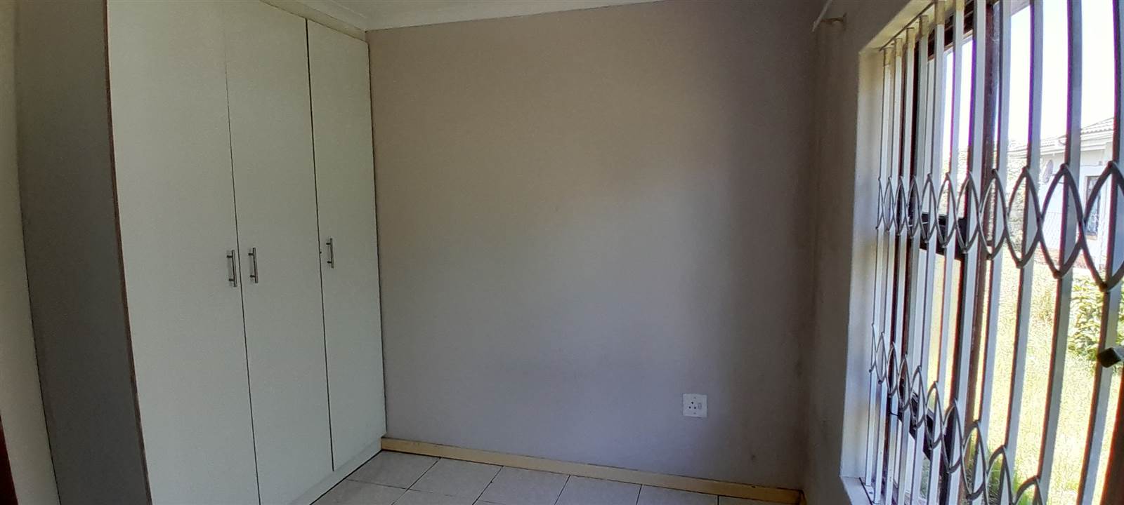 5 Bed Apartment in Southernwood photo number 7
