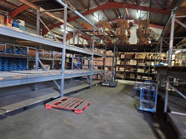 600  m² Industrial space in Hamilton photo number 4